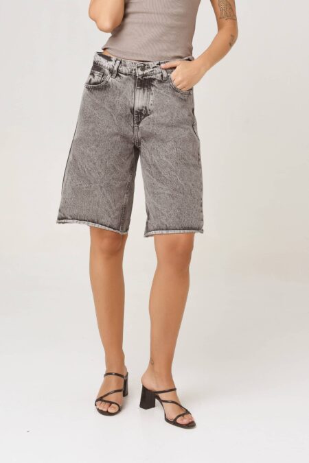 Bermuda Hebe Bleach