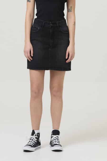 Falda Ultra Black