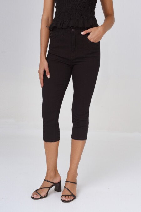 Capri Black