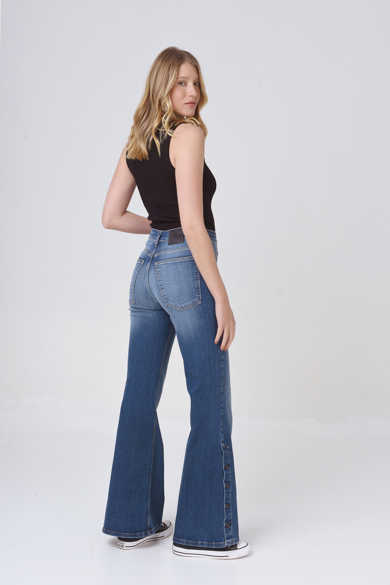 Semi Wide Buttons - Imagen 4